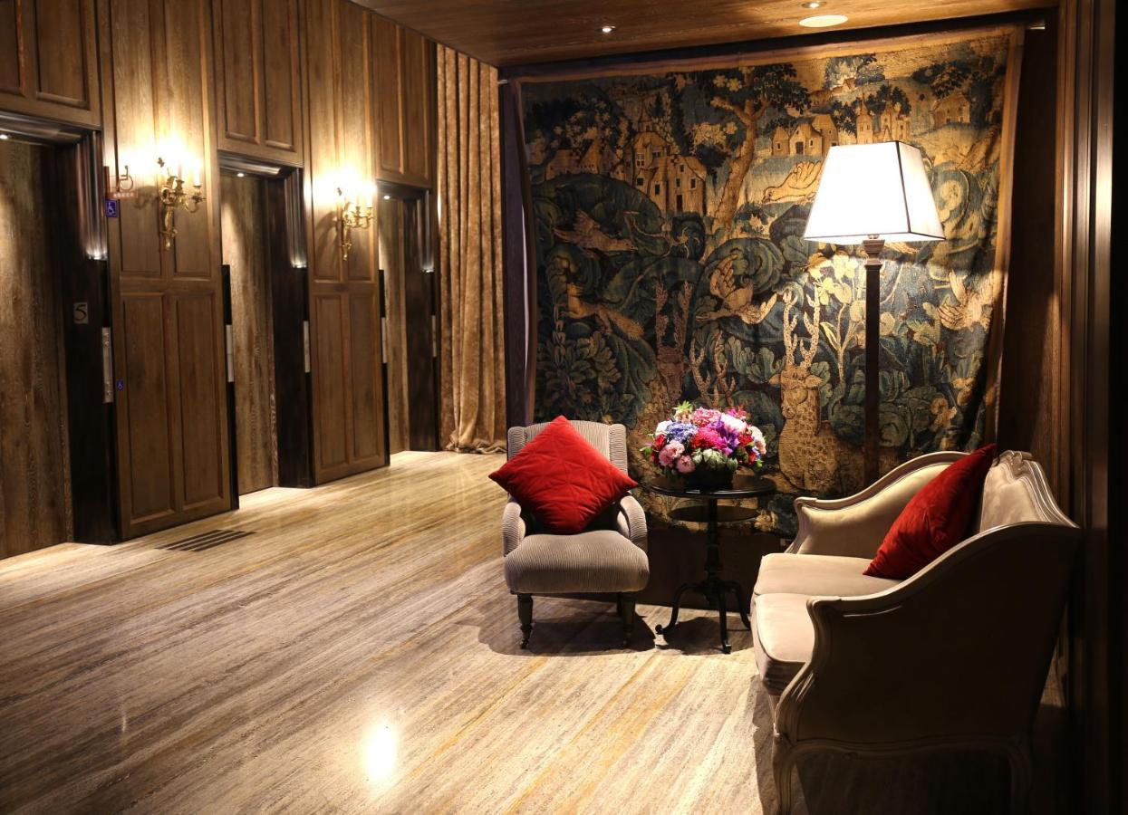 Palais De Chine Hotel Taipei Eksteriør billede The lobby of the hotel