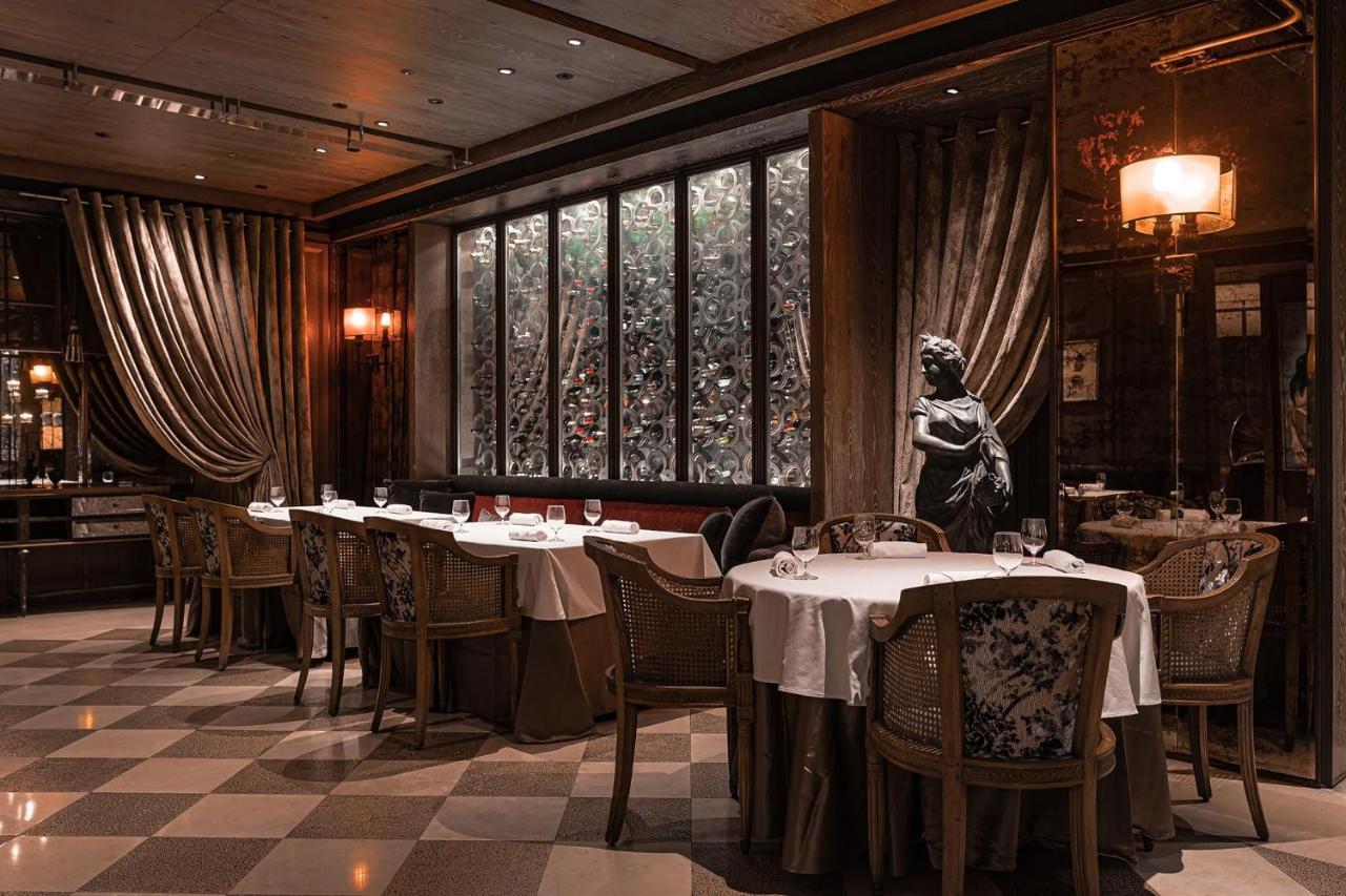 Palais De Chine Hotel Taipei Eksteriør billede Restaurant in the hotel
