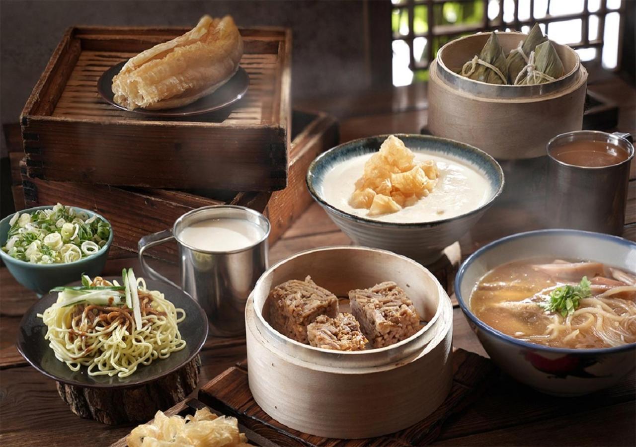 Palais De Chine Hotel Taipei Eksteriør billede A selection of dim sum